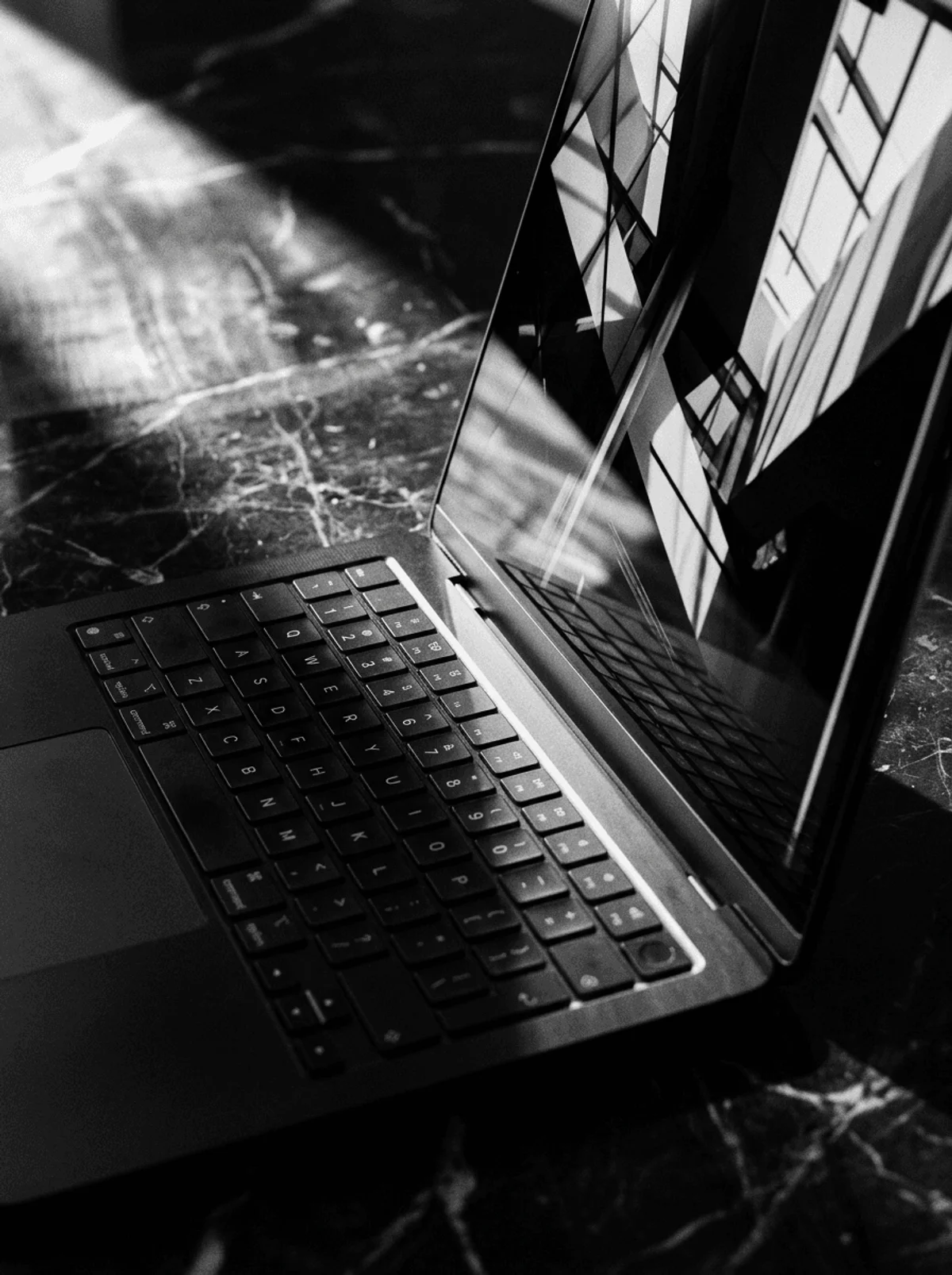 Laptop als Symbol für professionelle Homepage Erstellung in Graz